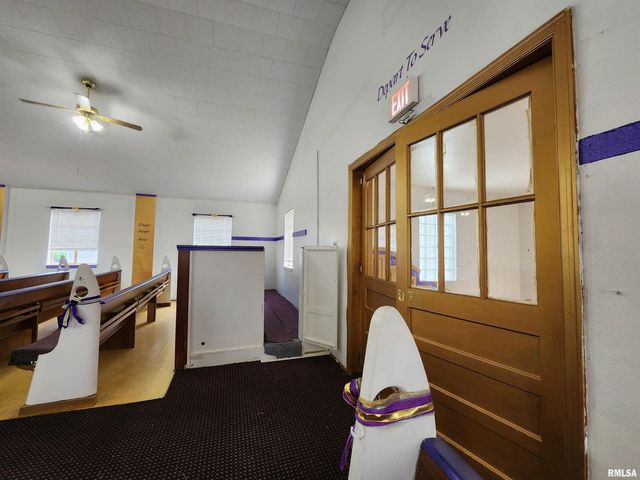 409 S HILL Street, Marion, IL 62959