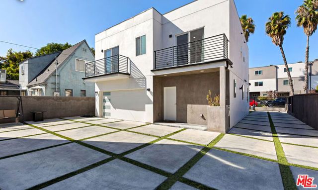 14528 Killion Street, Sherman Oaks, CA 91411