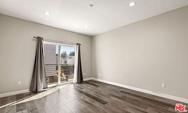 14528 Killion Street, Sherman Oaks, CA 91411