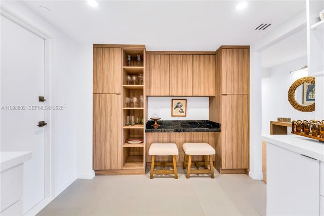 199 Ocean Lane Dr 306, Key Biscayne, FL 33149