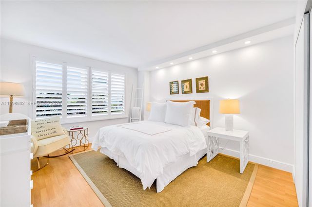 199 Ocean Lane Dr 306, Key Biscayne, FL 33149