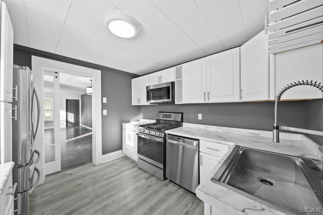 313 Rice Street, Adrian, MI 49221