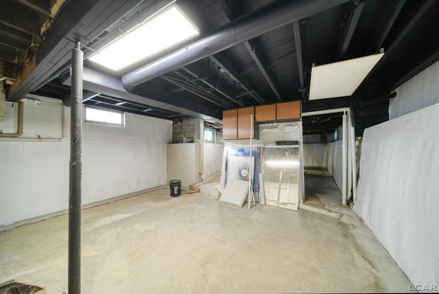 313 Rice Street, Adrian, MI 49221