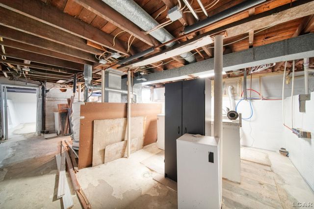 313 Rice Street, Adrian, MI 49221