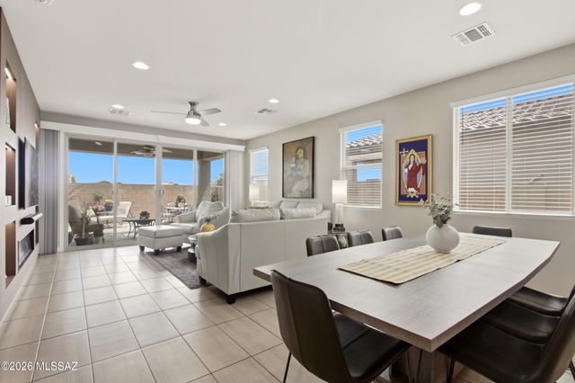 12364 N Amberwood Place, Marana, AZ 85653