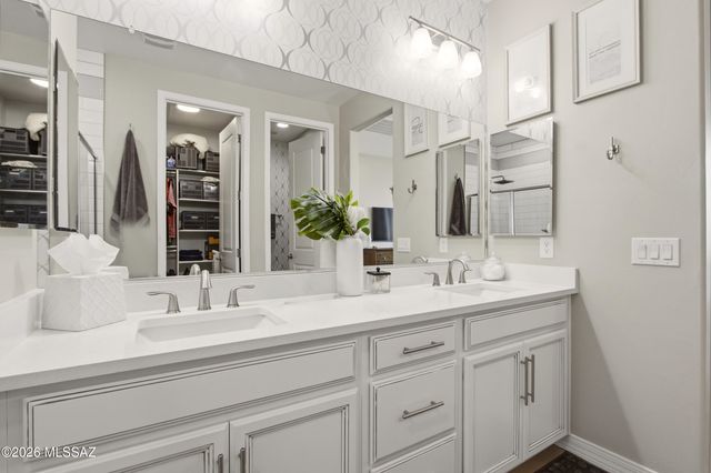 12364 N Amberwood Place, Marana, AZ 85653