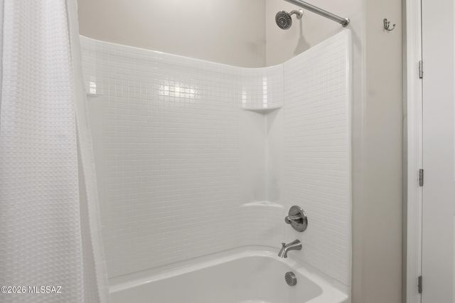 12364 N Amberwood Place, Marana, AZ 85653