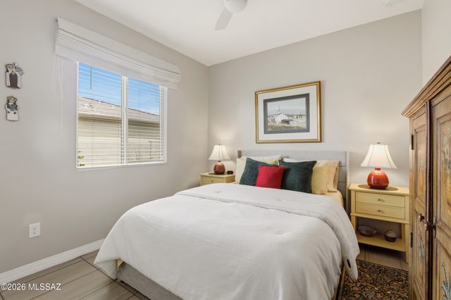 12364 N Amberwood Place, Marana, AZ 85653