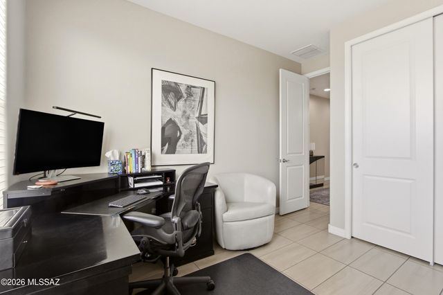 12364 N Amberwood Place, Marana, AZ 85653