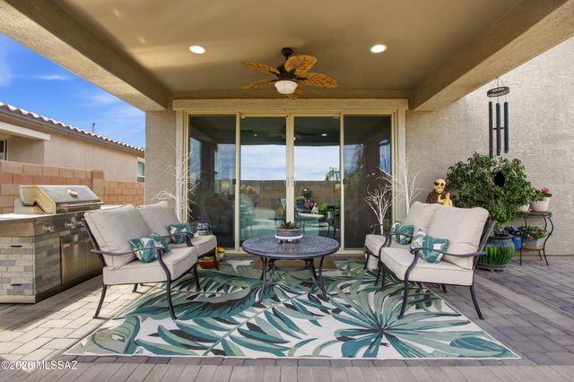 12364 N Amberwood Place, Marana, AZ 85653