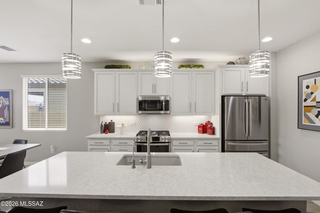 12364 N Amberwood Place, Marana, AZ 85653