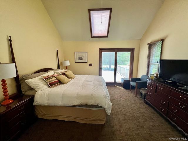 300 Old Sawmill Road, Germantown, NY 12526