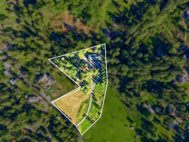 12735 Davis Lane, Nevada City, CA 95959
