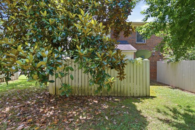 413 Westfield Dr, Nashville, TN 37221