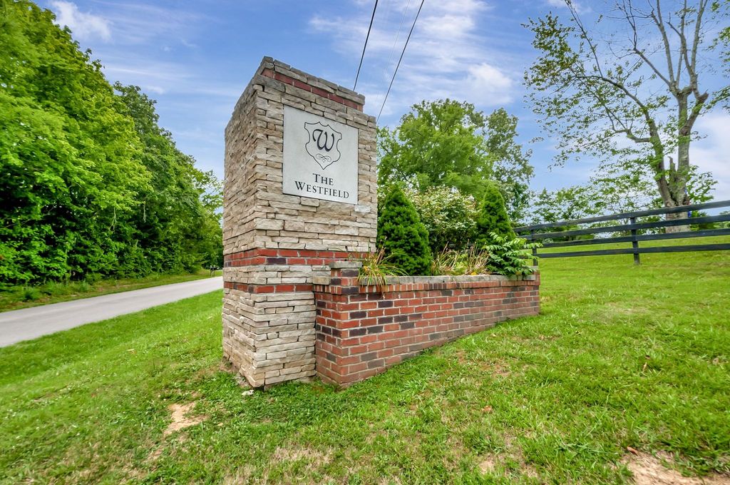 413 Westfield Dr, Nashville, TN 37221