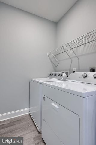248 E WALNUT ST, Lancaster, PA 17602