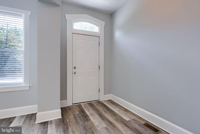 248 E WALNUT ST, Lancaster, PA 17602