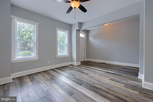 248 E WALNUT ST, Lancaster, PA 17602