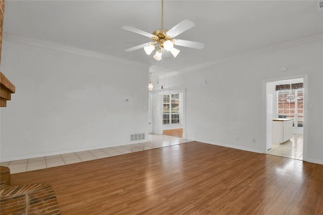 208 Mimosa Lane, Lancaster, TX 75146