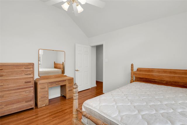 208 Mimosa Lane, Lancaster, TX 75146