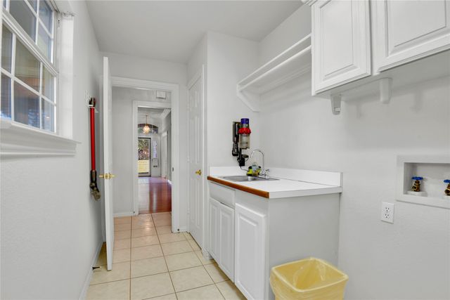 208 Mimosa Lane, Lancaster, TX 75146