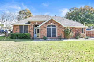 208 Mimosa Lane, Lancaster, TX 75146
