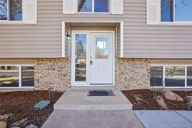 1745 S Pratt Parkway, Longmont, CO 80501