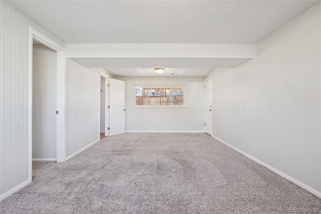 1745 S Pratt Parkway, Longmont, CO 80501