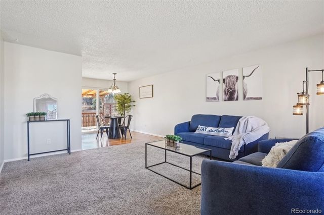 1745 S Pratt Parkway, Longmont, CO 80501