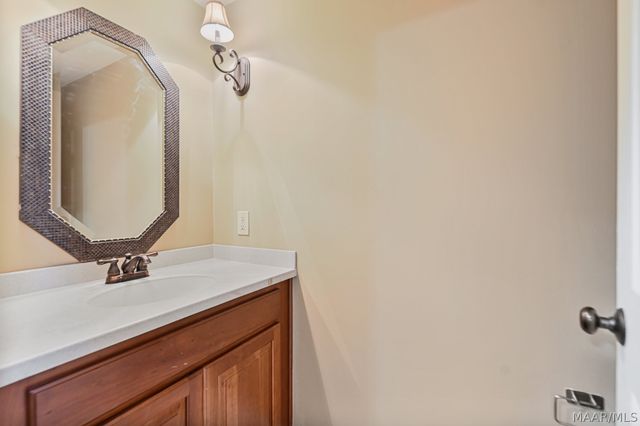 463 WATERS EDGE ., Wetumpka, AL 36092