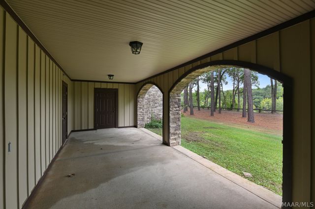 463 WATERS EDGE ., Wetumpka, AL 36092