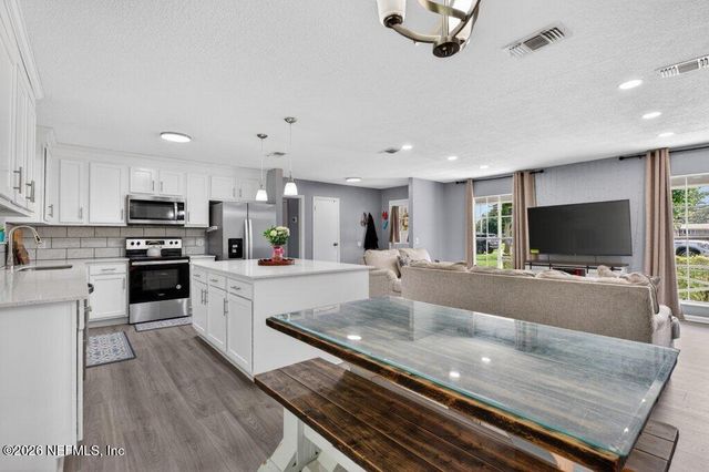 9744 SAPPINGTON Avenue, Jacksonville, FL 32208