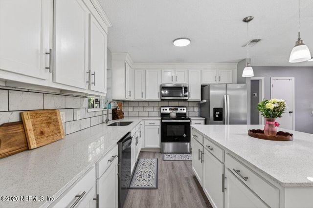 9744 SAPPINGTON Avenue, Jacksonville, FL 32208