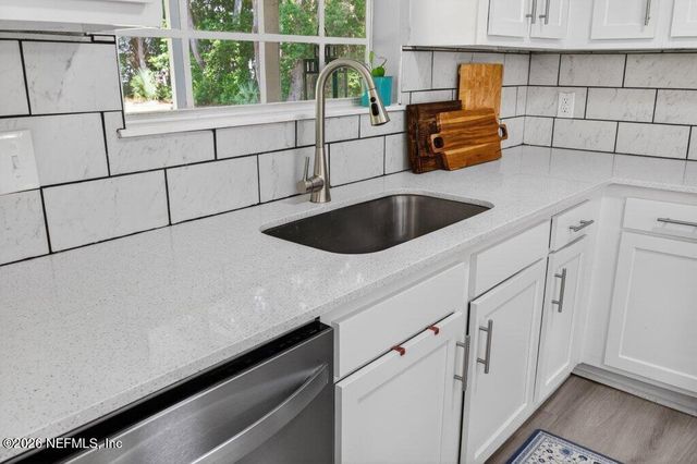 9744 SAPPINGTON Avenue, Jacksonville, FL 32208