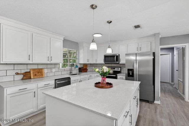 9744 SAPPINGTON Avenue, Jacksonville, FL 32208