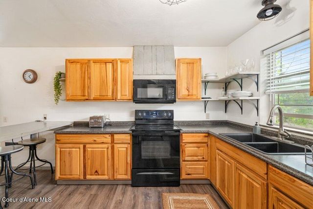 2434 W Wesson AVE, Athol, ID 83801