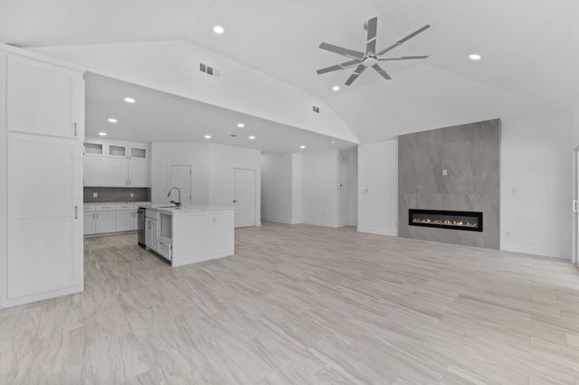 104 Clear Fork Street, Gun Barrel City, TX 75156