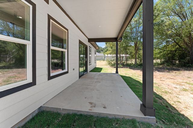 104 Clear Fork Street, Gun Barrel City, TX 75156