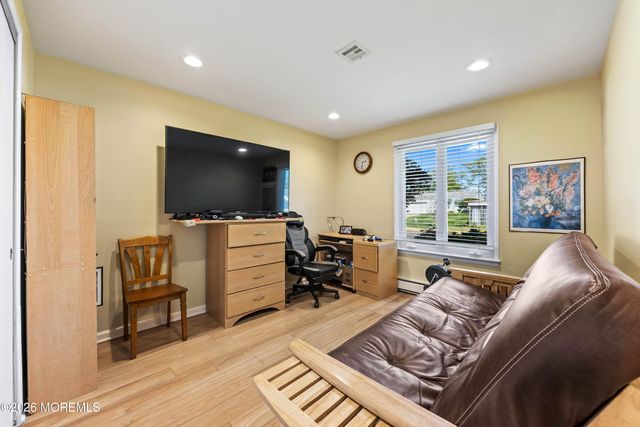 133 Balsam Plaza B, Monroe, NJ 08831