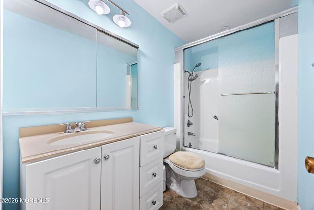 133 Balsam Plaza B, Monroe, NJ 08831