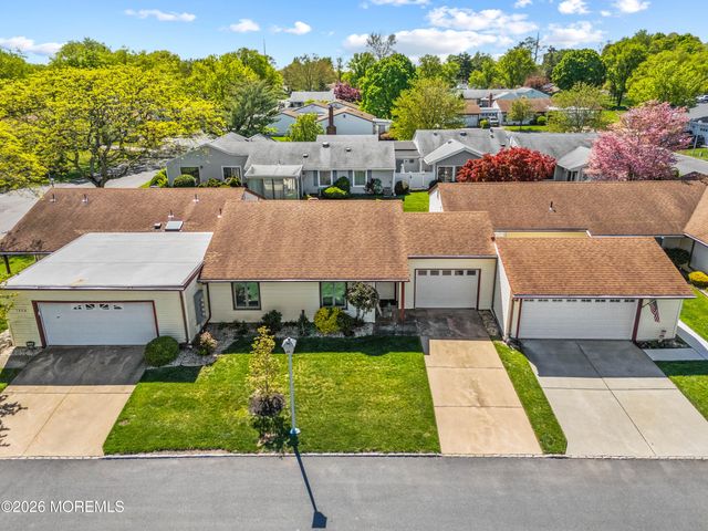 133 Balsam Plaza B, Monroe, NJ 08831