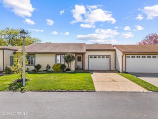 133 Balsam Plaza B, Monroe, NJ 08831