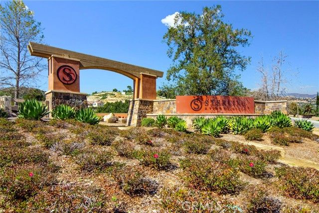8304 Mariposa Court, West Hills (los Angeles), CA 91304