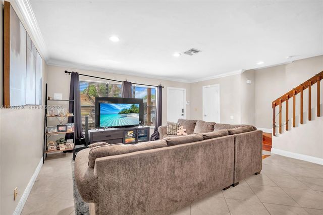 3370 N Beau Rivage Dr 3N, Pompano Beach, FL 33064