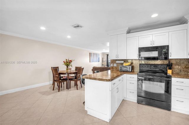 3370 N Beau Rivage Dr 3N, Pompano Beach, FL 33064