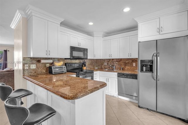 3370 N Beau Rivage Dr 3N, Pompano Beach, FL 33064