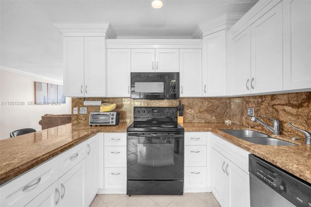 3370 N Beau Rivage Dr 3N, Pompano Beach, FL 33064