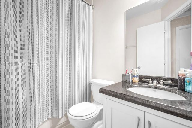 3370 N Beau Rivage Dr 3N, Pompano Beach, FL 33064