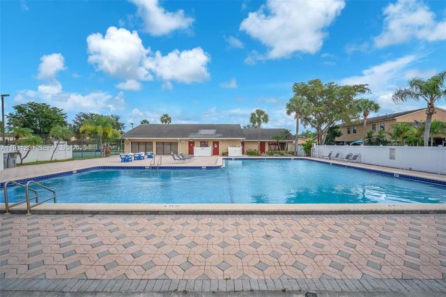 3370 N Beau Rivage Dr 3N, Pompano Beach, FL 33064