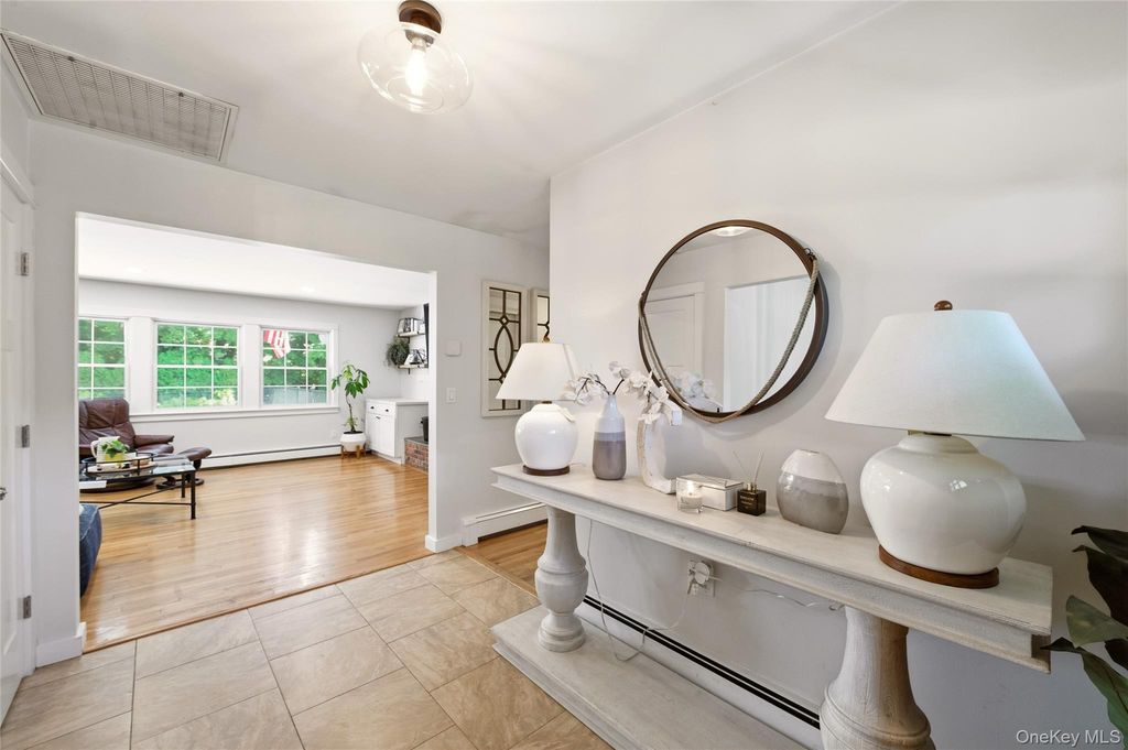 30 Cove Road, Huntington, NY 11743 — photo 5